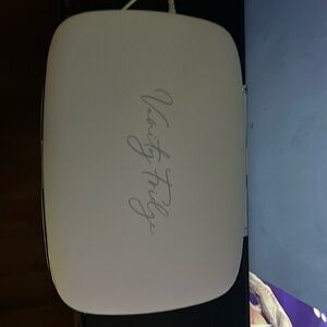 Personal Vanity Fridge(Product Dimensions 29 x 33 x 43.18 cm)